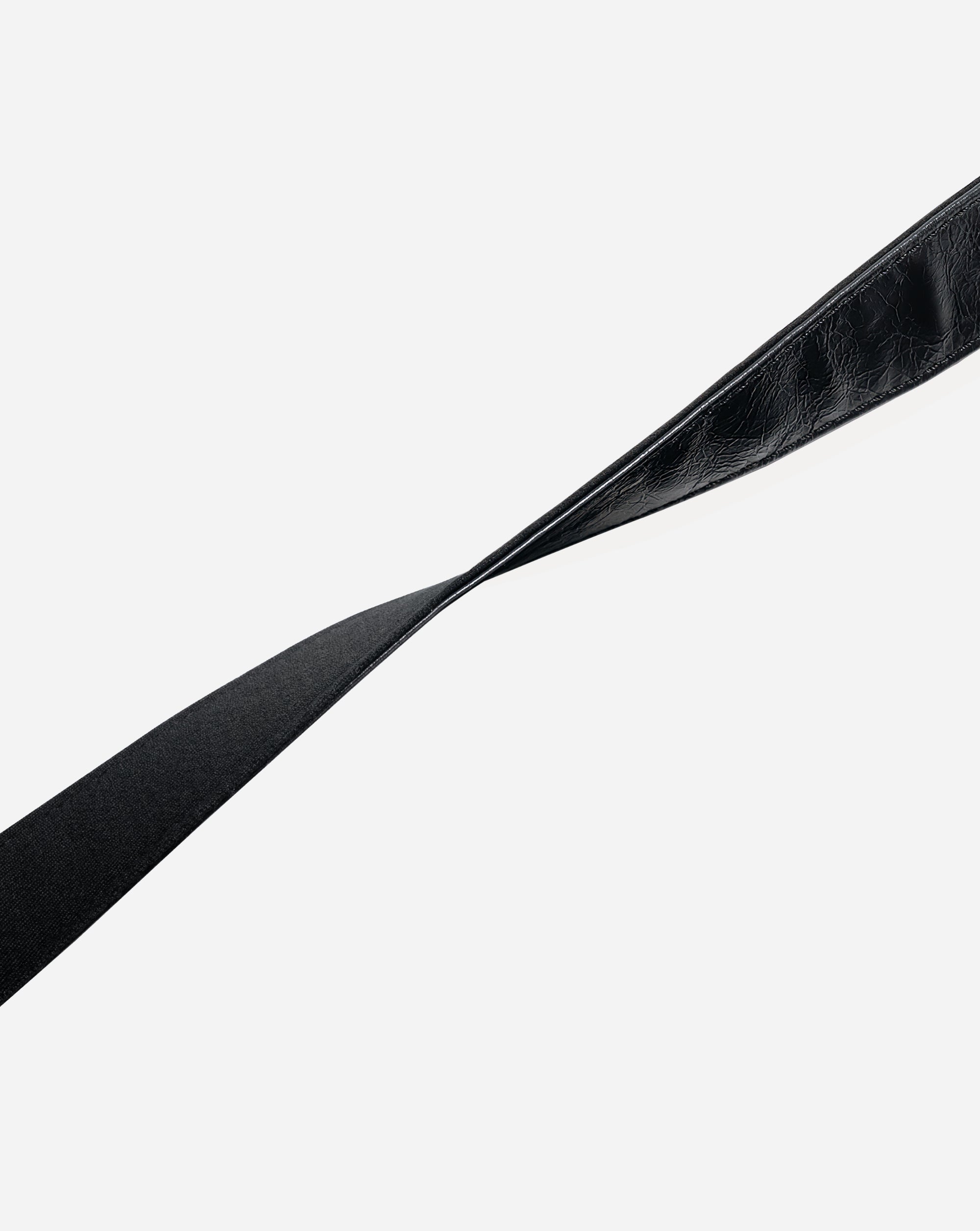 #color_textured black